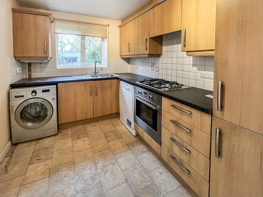 Kitchen Area.jpg
