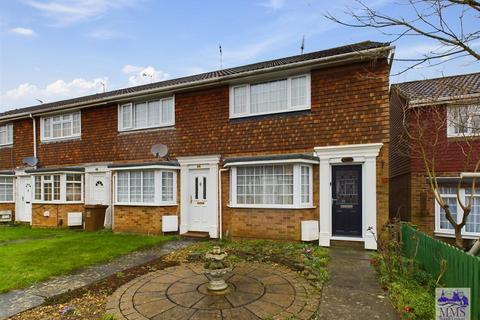 2 bedroom end of terrace house for sale, Fulmar Road, Strood