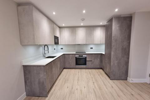 2 bedroom apartment to rent, Shoppenhangers Road, Maidenhead SL6