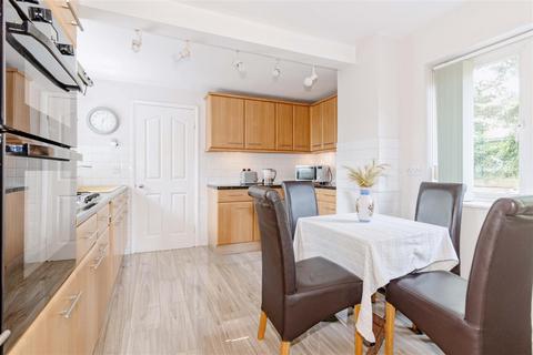 4 bedroom detached house for sale, Cleveland Close, Worthing