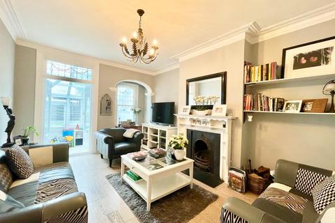 13 Boileau Road, London, W5 3AL