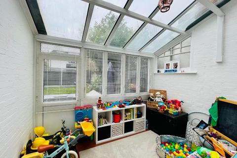13 Boileau Road, London, W5 3AL