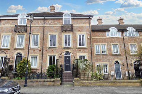 4 bedroom townhouse for sale, Dockwray Square, North Shields