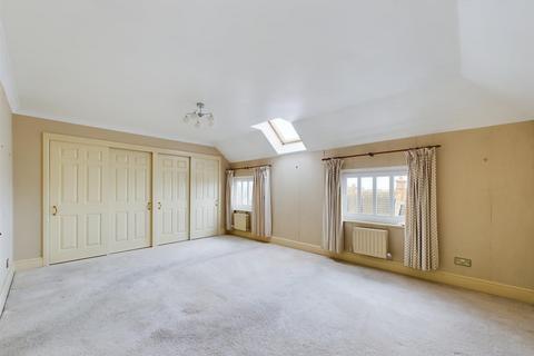 32 Dockwray Square, North Shields, NE30 1JZ