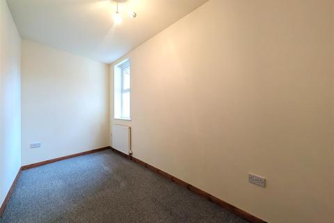 2 bedroom ground floor flat to rent, Gladstone Road, Scarborough