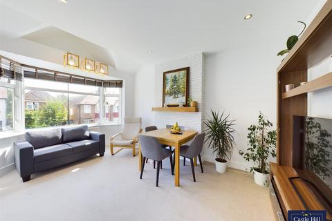 70 Mayfield Gardens, London, W7 3RH