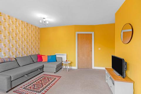 2 bedroom apartment for sale, Dukes Court, Sovereign Park, York, YO26