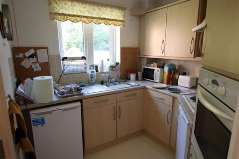 1 bedroom apartment for sale, Ringwood Road, Ferndown