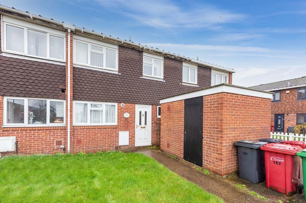 Grampian Way, Langley SL3 3 bed terraced house for sale £400,000
