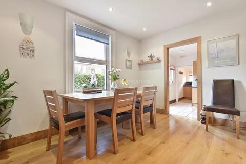 51 Arlington Road, London, W13 8PF