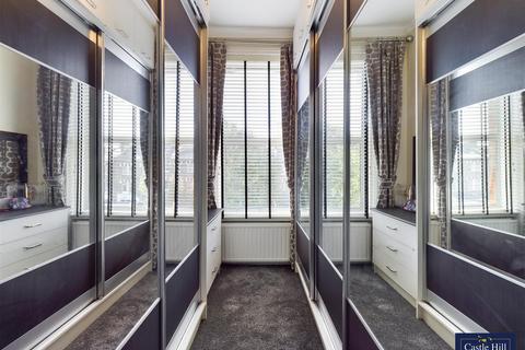 14 The Avenue, London, W13 8PH