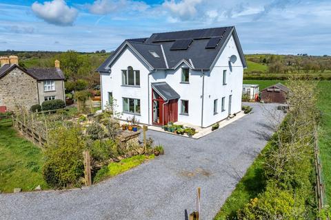 3 bedroom detached house for sale, Glynarthen, Llandysul, SA44