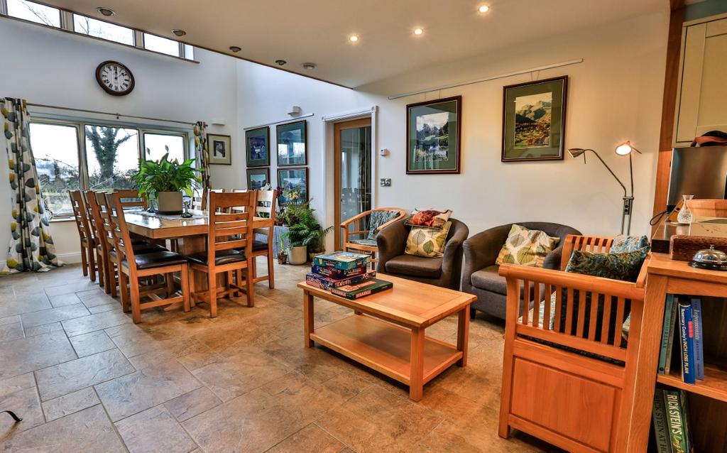 Open Plan Kitchen/Dining/Living Space