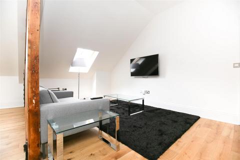 3 bedroom apartment to rent, Chaucer Building, Newcastle Upon Tyne NE1