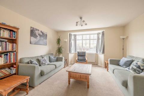 330 Horton Road, Datchet, Slough, SL3 9HY
