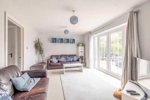 330 Horton Road, Datchet, Slough, SL3 9HY