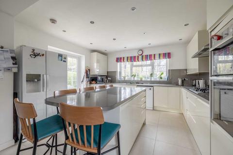 330 Horton Road, Datchet, Slough, SL3 9HY