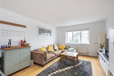 30c Boundary Road, St Albans, AL1 4DW