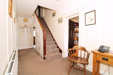 44 Greenways, Beckenham, BR3 3NQ