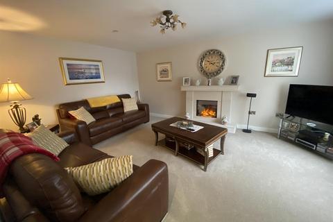 4 bedroom detached house for sale, Stradey Hill, Llanelli