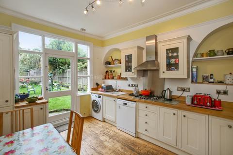 51 Milton Road, London, W7 1LQ