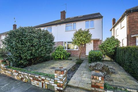 11 Wolsey Close, Southall, UB2 4NQ