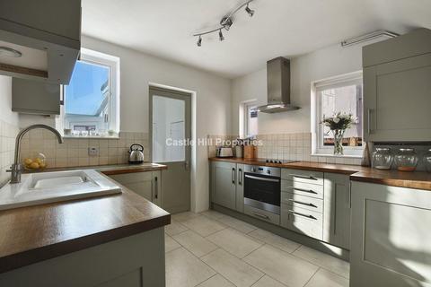 11 Wolsey Close, Southall, UB2 4NQ