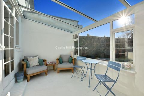 11 Wolsey Close, Southall, UB2 4NQ