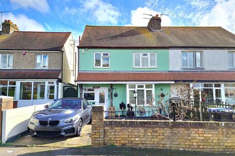 3 bedroom semi-detached house for sale, Arlington Gardens, Margate