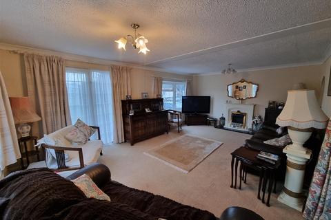 2 bedroom park home for sale, Juggins Lane, Earlswood, Solihull