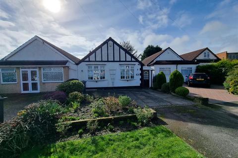 123 Maypole Lane, Birmingham, B14 4PF