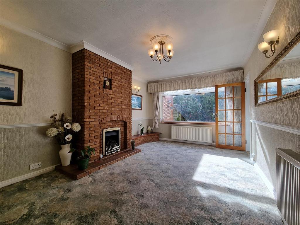 Large lounge