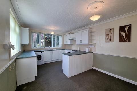 123 Maypole Lane, Birmingham, B14 4PF