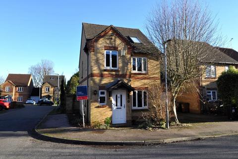 4 bedroom link detached house for sale - Balmoral Road, Abbots Langley WD5