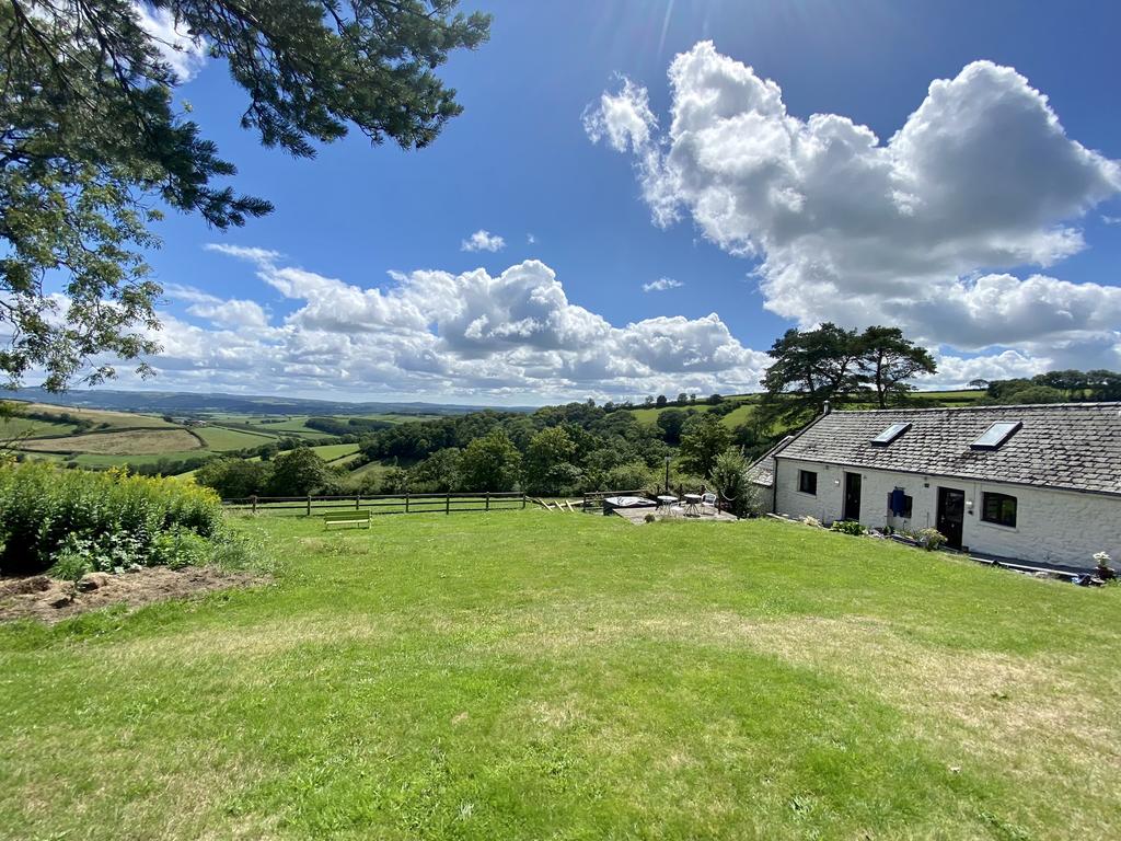 Whitemill CARMARTHENSHIRE 4 bed detached house for sale £675,000