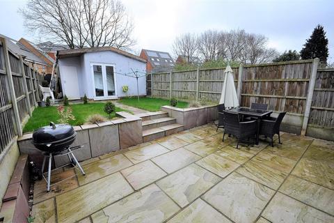 4 bedroom end of terrace house for sale, Leggatts Way, Watford WD24