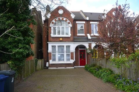 5 bedroom semi-detached house to rent, Argyle Road, West Ealing W13