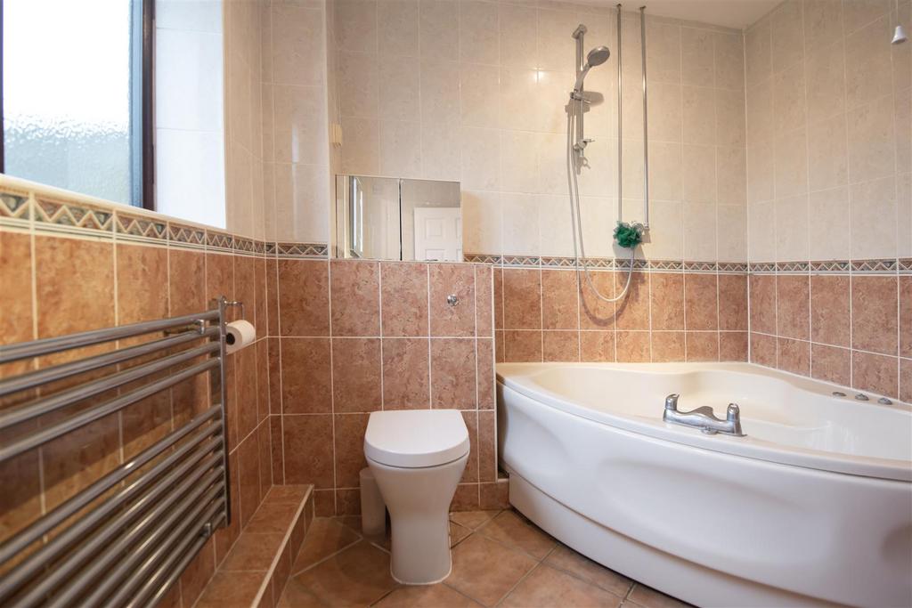 Family bathroom