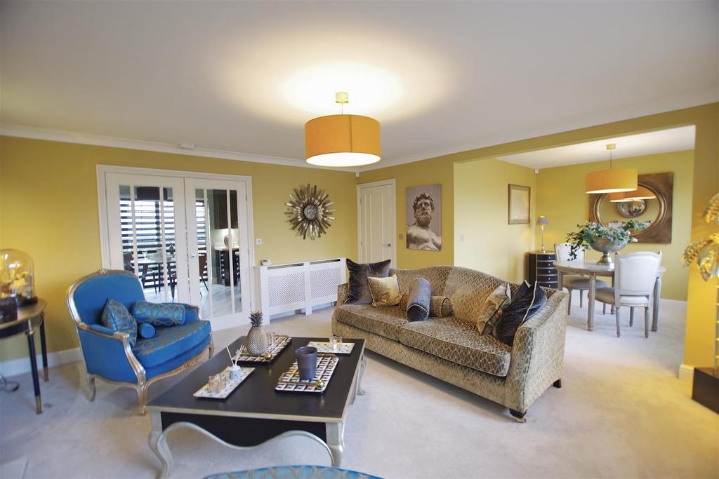 Stainland Road, STAINLAND 3 bed detached house to rent £1,500 pcm (£