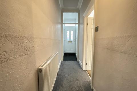 69 Hampton Road, Scarborough, YO12 5PX