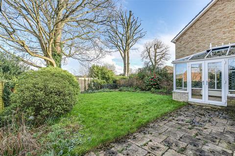 1 Farley Croft, Westerham, TN16 1SA