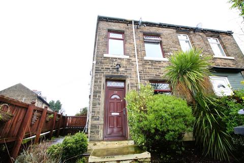 2 bedroom end of terrace house for sale, Almondbury Bank, Huddersfield HD5