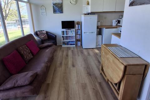 2 bedroom chalet for sale, Overstrand Road, Cromer