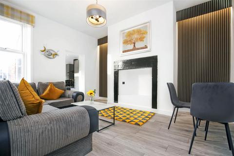 4 bedroom maisonette to rent, Addycombe Terrace, Newcastle Upon Tyne NE6