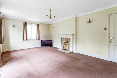 1 April Close, Ashtead, KT21 1RE