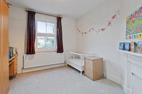 19 Waldemar Avenue, London, W13 9PZ