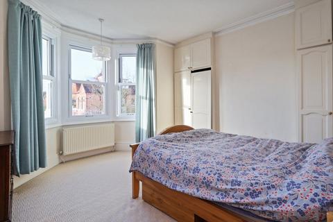 19 Waldemar Avenue, London, W13 9PZ