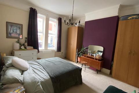 2 bedroom ground floor flat to rent, Ashfield Road, Gosforth, Newcastle Upon Tyne