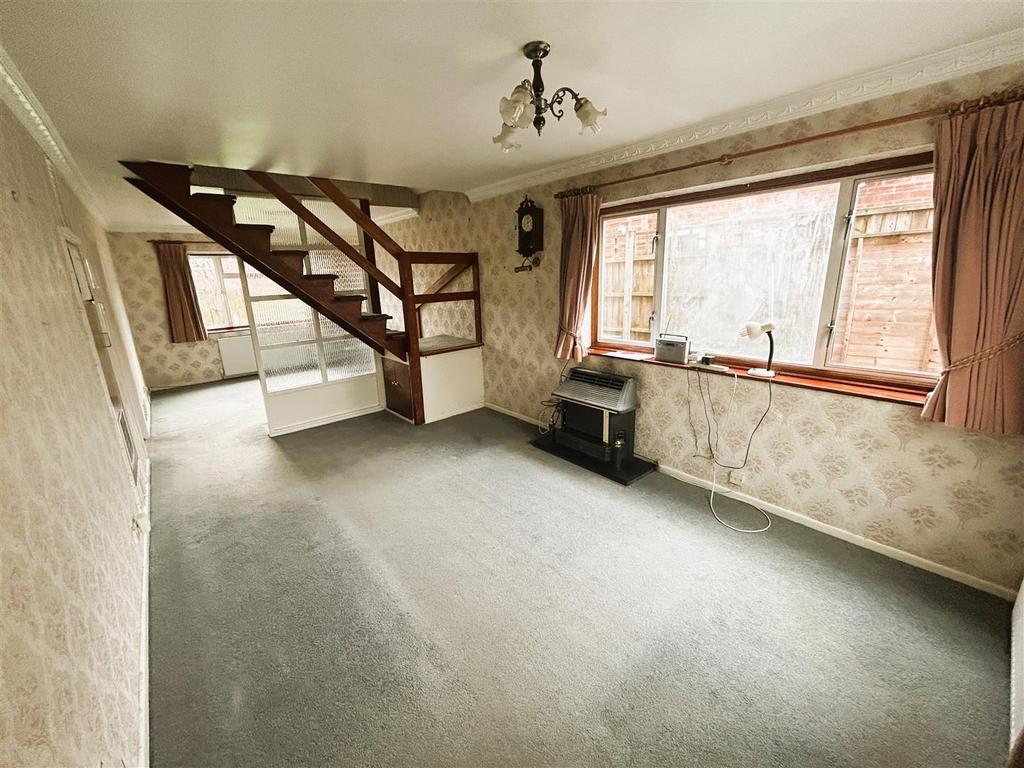 Avery Road, Sutton Coldfield 4 bed detached house for sale £325,000