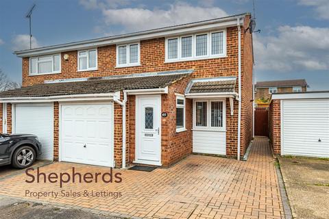 65 Hyde Mead, Nazeing, Waltham Abbey, EN9 2HS